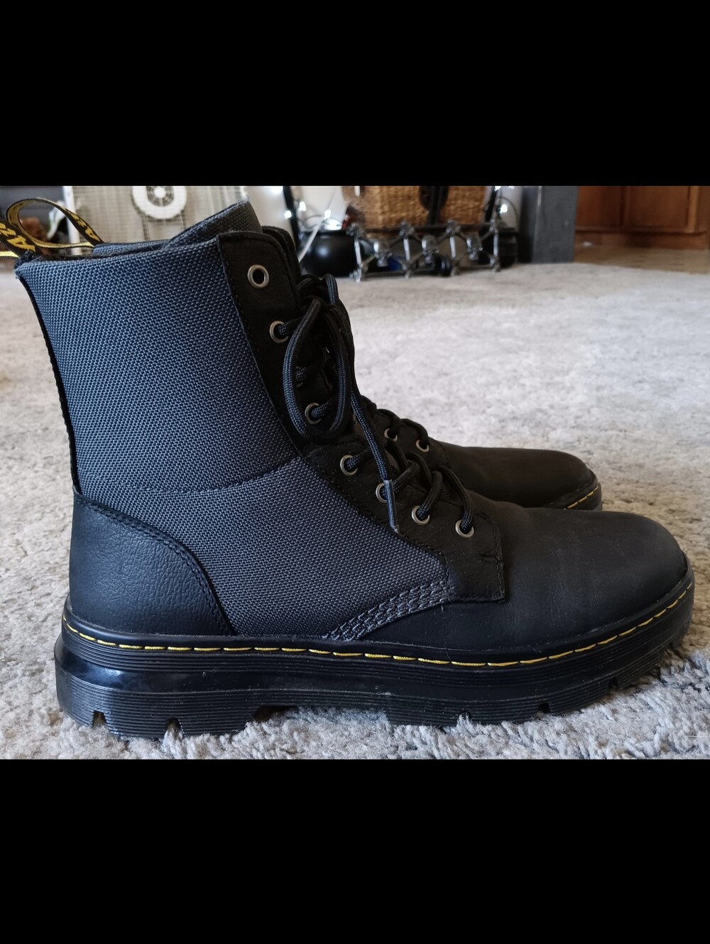 🖤 Dr. Martens Combs II Combat Boots Lightweight Mens 10 Black Gray Doc - Picture 4 of 16